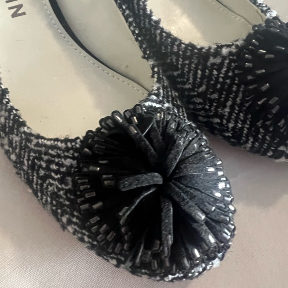 Anne Klein Pom Pom Happy Tweed block heel -never worn - Picture 2 of 6